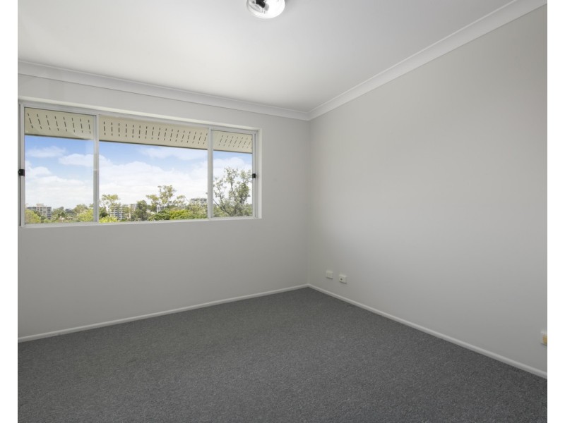 101 Gray Road, West End QLD 4101