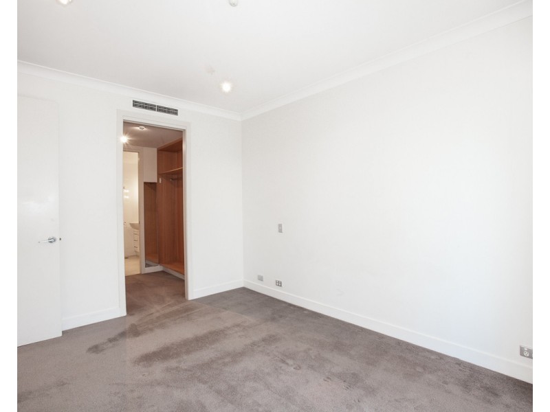 88 Lockerbie Street, Kangaroo Point QLD 4169