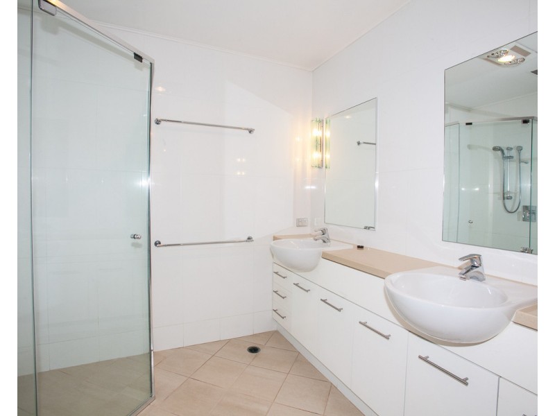 88 Lockerbie Street, Kangaroo Point QLD 4169