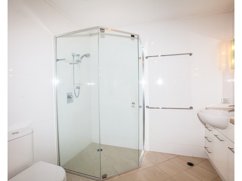88 Lockerbie Street, Kangaroo Point QLD 4169