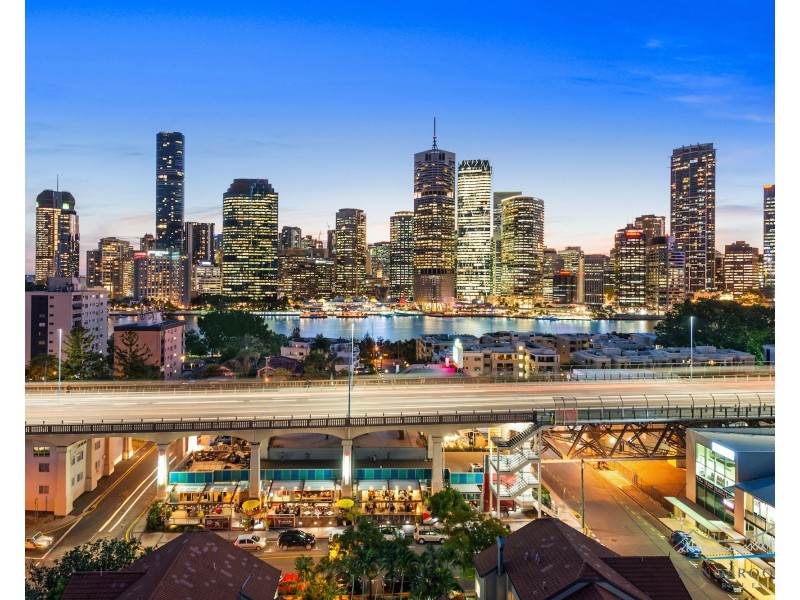 55 BAILDON Street, Kangaroo Point QLD 4169