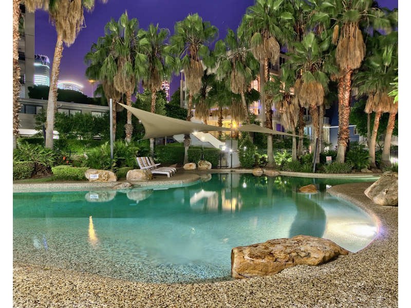 55 BAILDON Street, Kangaroo Point QLD 4169