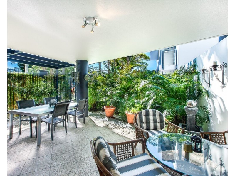 1 Holman Street, Kangaroo Point QLD 4169