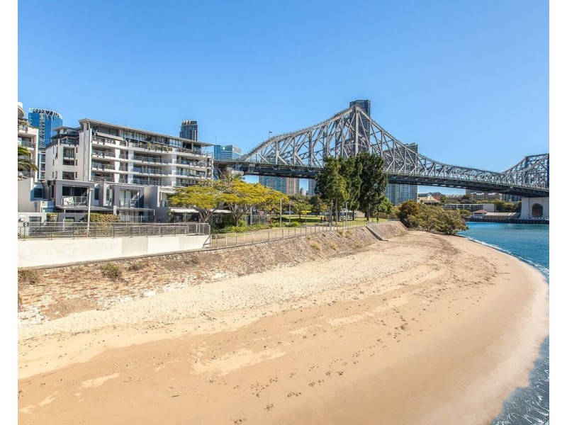 1 Holman Street, Kangaroo Point QLD 4169