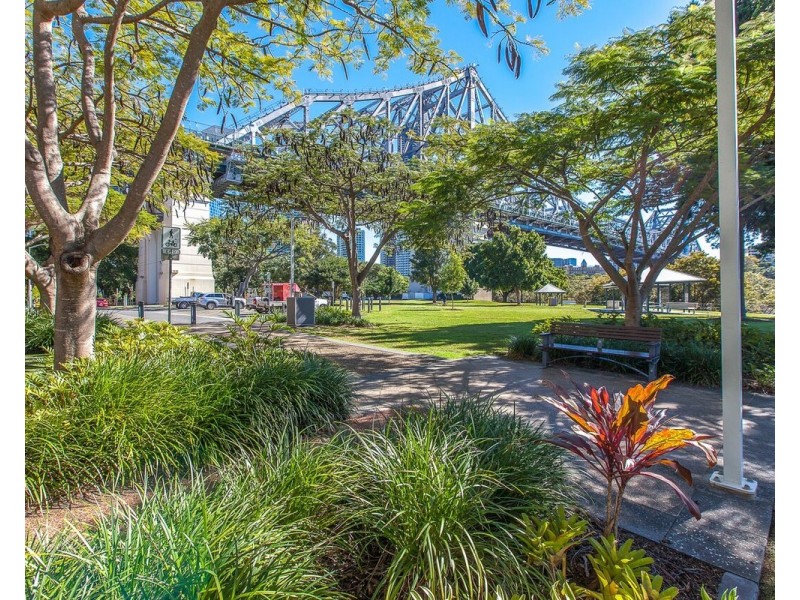 1 Holman Street, Kangaroo Point QLD 4169