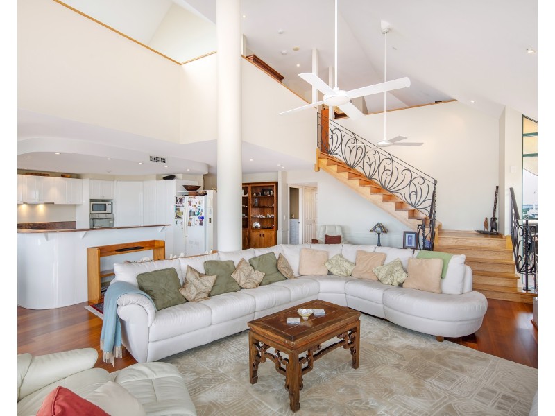 28/10 Park Avenue, Kangaroo Point QLD 4169