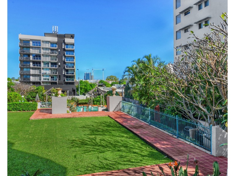 28/10 Park Avenue, Kangaroo Point QLD 4169