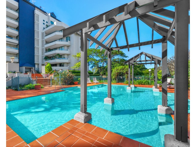 28/10 Park Avenue, Kangaroo Point QLD 4169