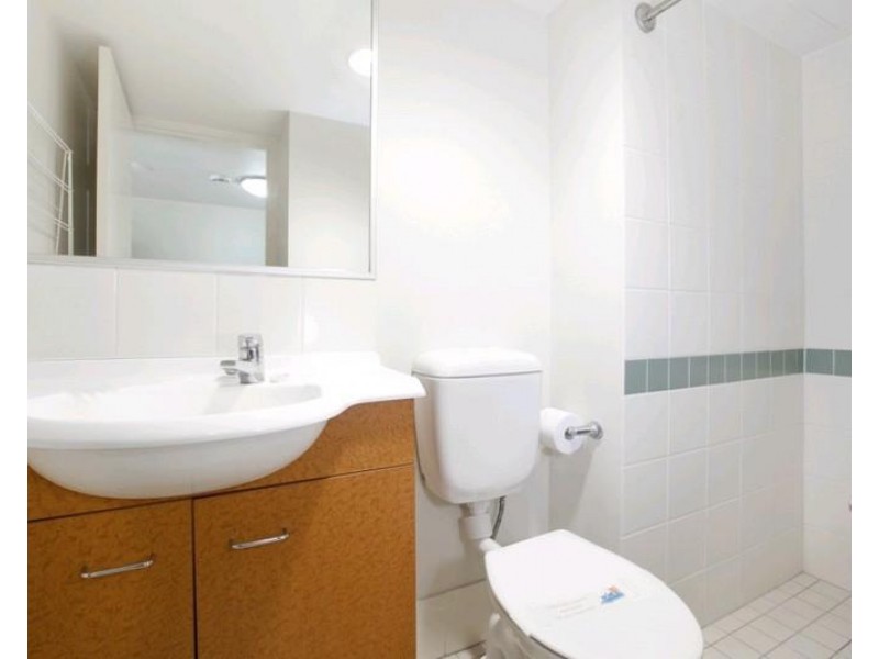 188 Shafston Avenue, Kangaroo Point QLD 4169