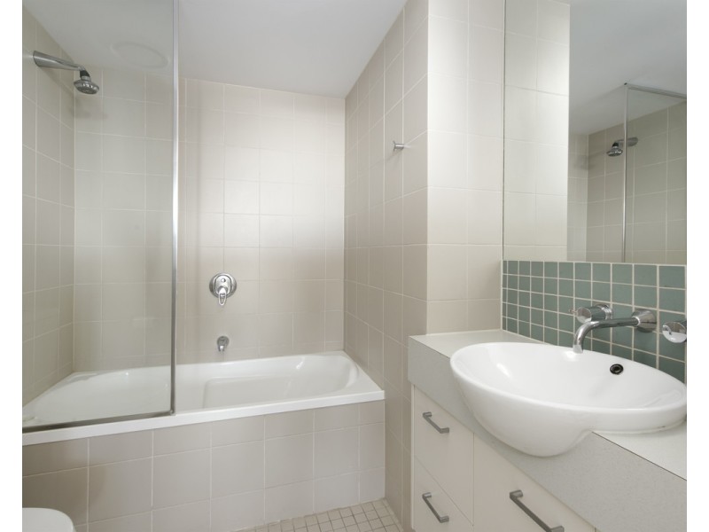 153 Lambert Street, Kangaroo Point QLD 4169