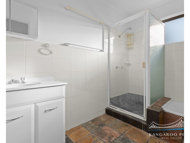 90 Pembroke Road, Coorparoo QLD 4151