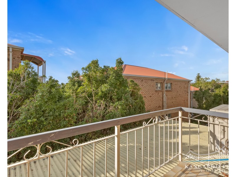 90 Pembroke Road, Coorparoo QLD 4151