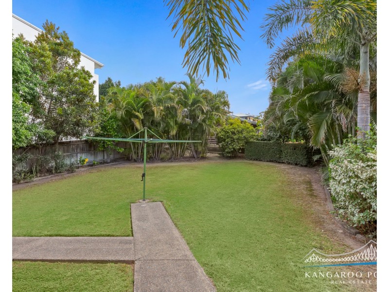 90 Pembroke Road, Coorparoo QLD 4151