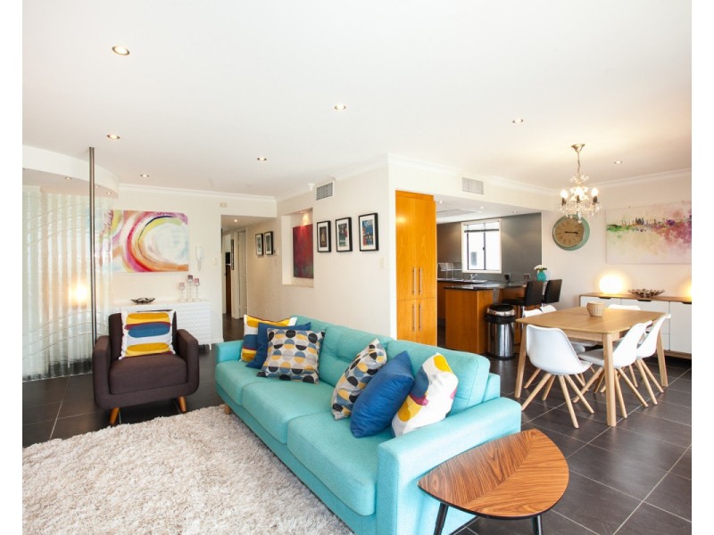 36 MacDonald Street, Kangaroo Point QLD 4169