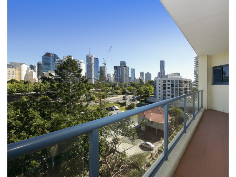 714/35 Ferry Street, Kangaroo Point QLD 4169