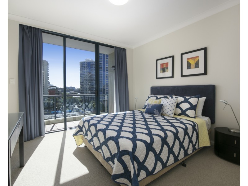714/35 Ferry Street, Kangaroo Point QLD 4169