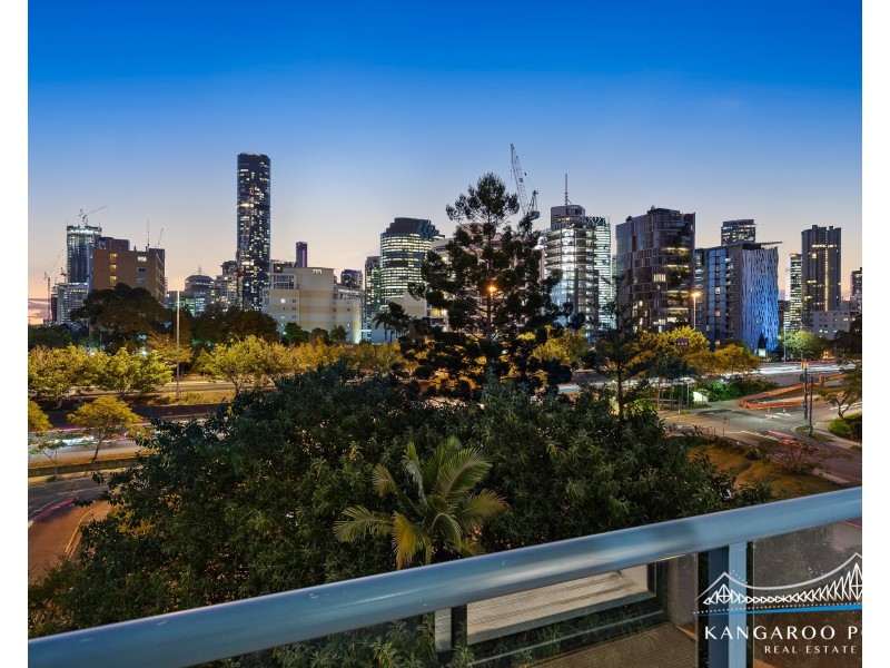 714/35 Prospect Street, Kangaroo Point QLD 4169