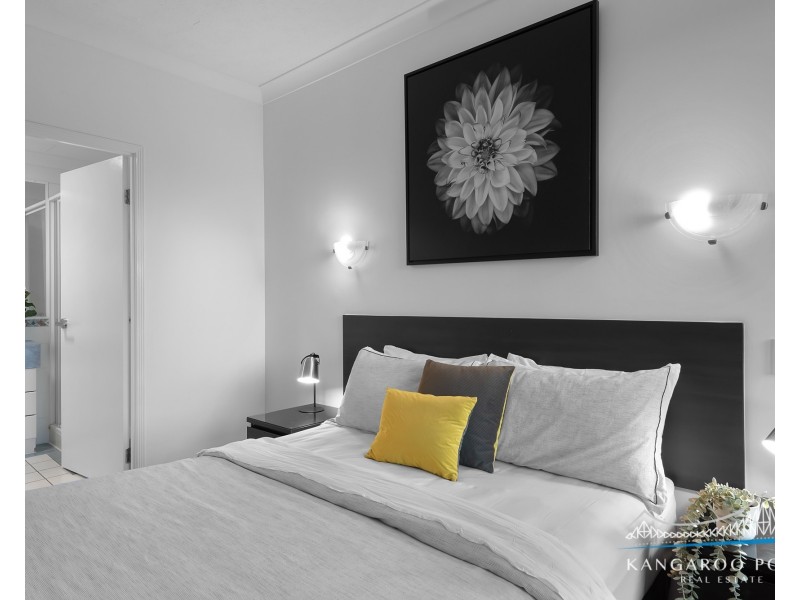 55 Baildon Street, Kangaroo Point QLD 4169