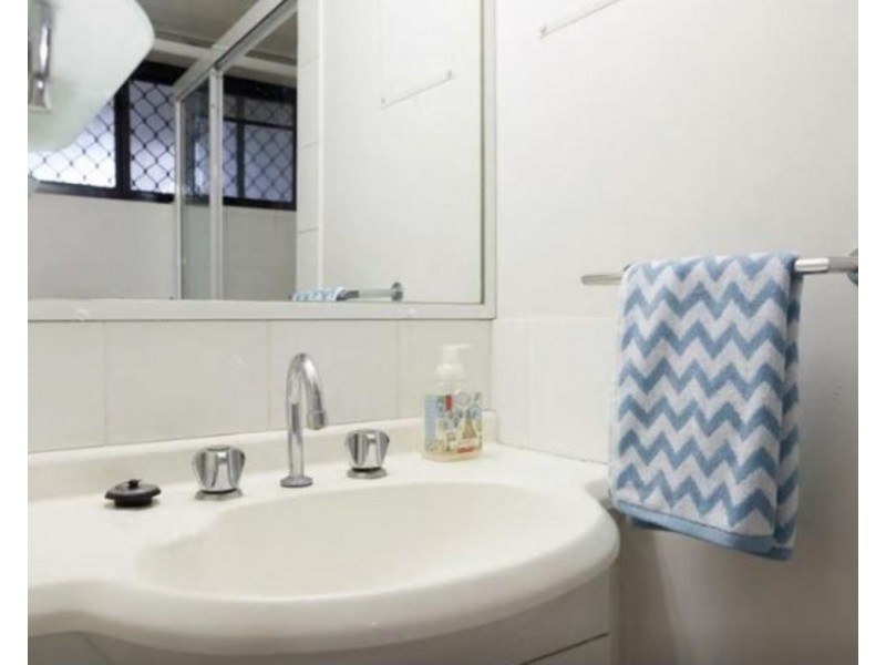 75 Thorn Street, Kangaroo Point QLD 4169