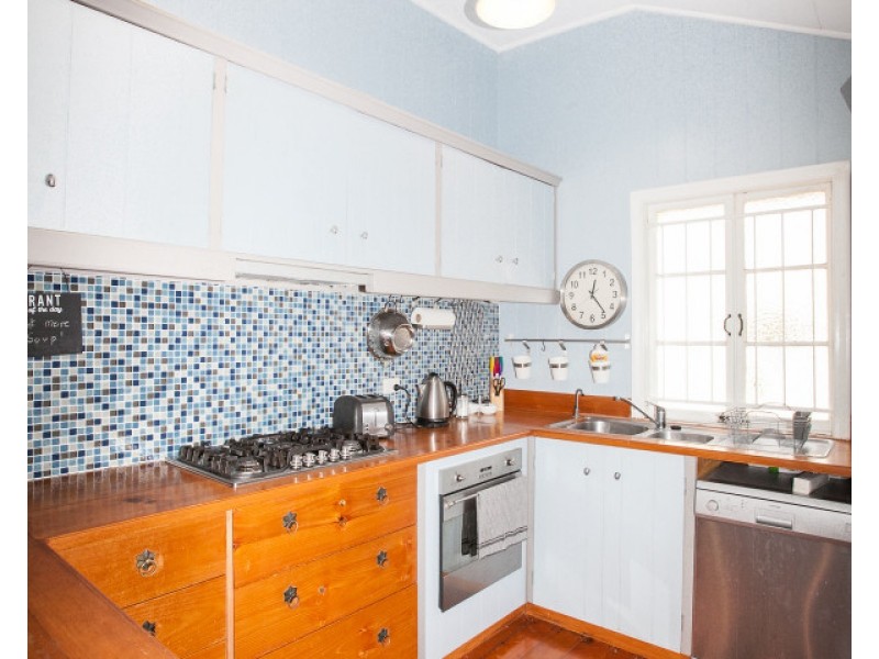 9 Princhester Street, West End QLD 4101