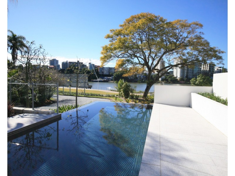 19 Anderson Street, Kangaroo Point QLD 4169