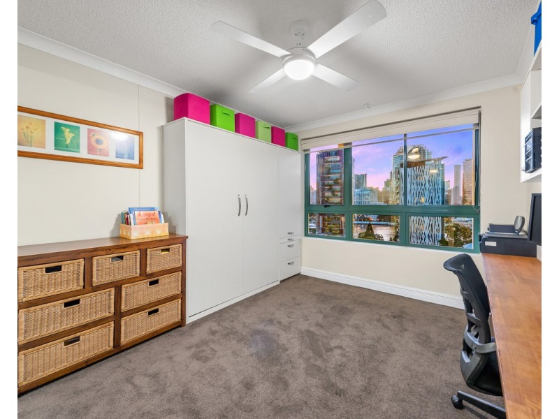 1 Goodwin Street, Kangaroo Point QLD 4169