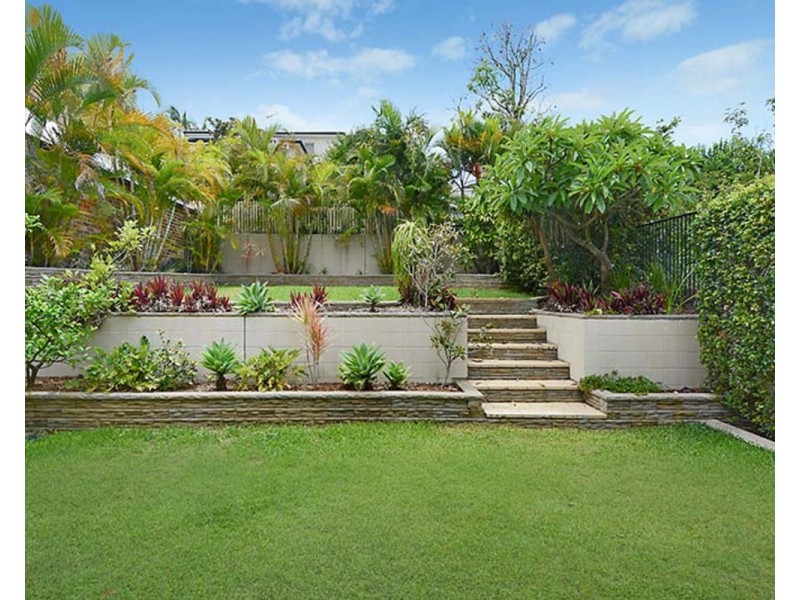 17 Wooloowin Avenue, Wooloowin QLD 4030