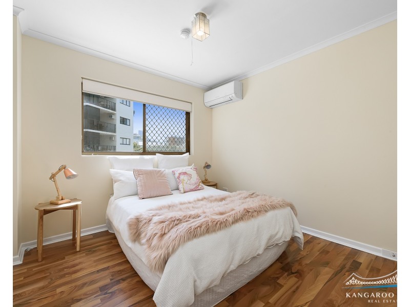 2/89 Thorn Street, Kangaroo Point QLD 4169