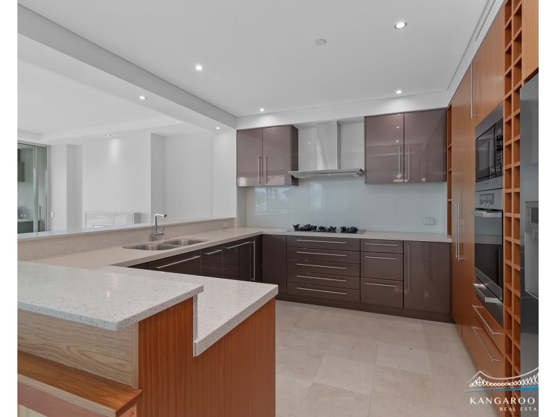 39 Castlebar Street, Kangaroo Point QLD 4169