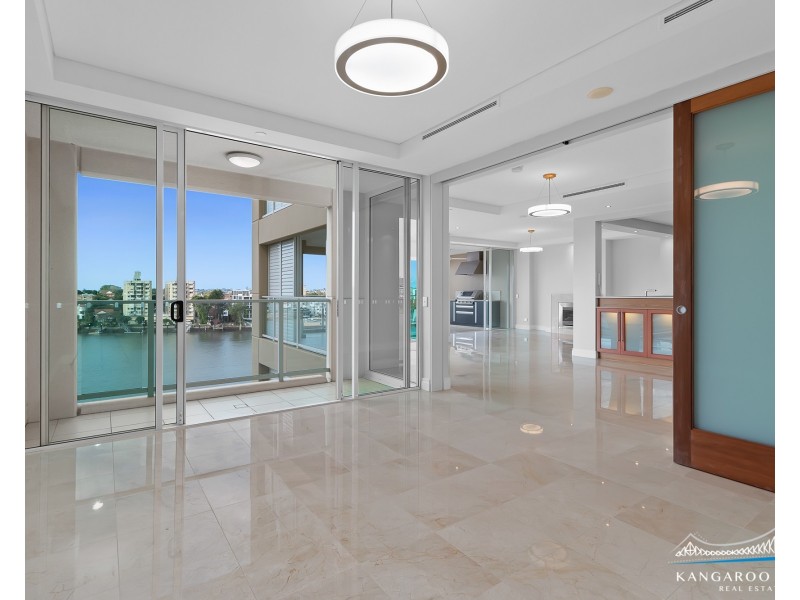 39 Castlebar Street, Kangaroo Point QLD 4169