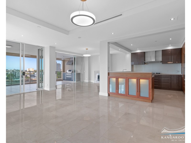 39 Castlebar Street, Kangaroo Point QLD 4169