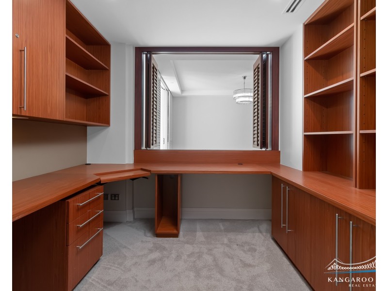 39 Castlebar Street, Kangaroo Point QLD 4169