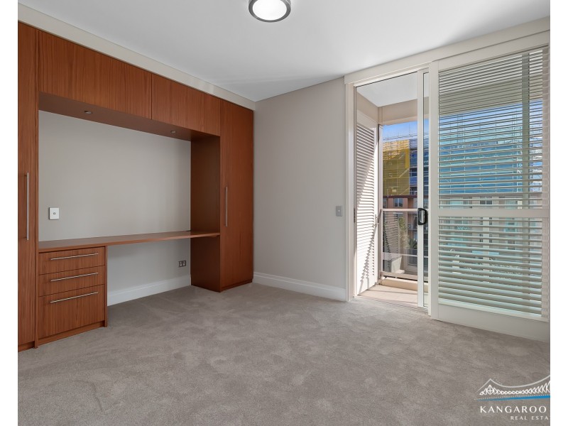 39 Castlebar Street, Kangaroo Point QLD 4169