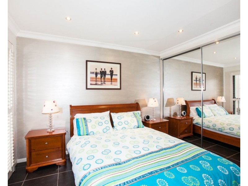 36 MacDonald Street, Kangaroo Point QLD 4169