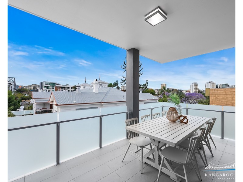 204/28 Wharf Street, Kangaroo Point QLD 4169