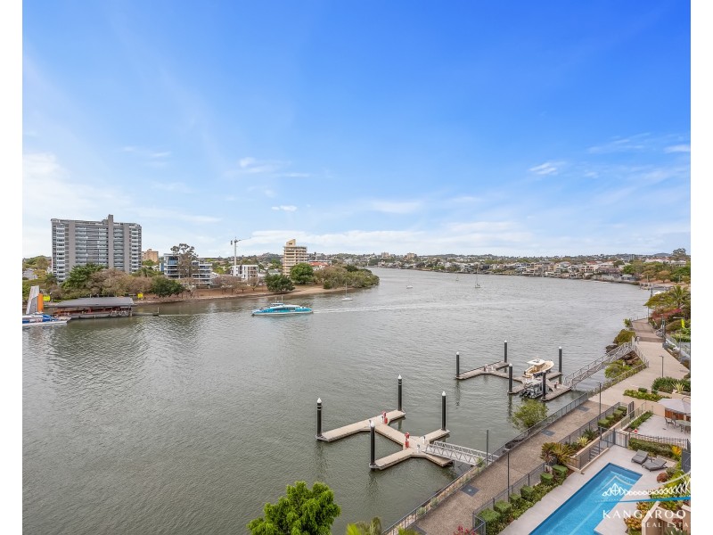 64 Thorn Street, Kangaroo Point QLD 4169