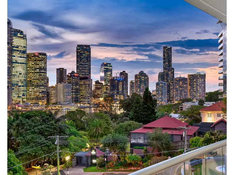 321 Main Street, Kangaroo Point QLD 4169