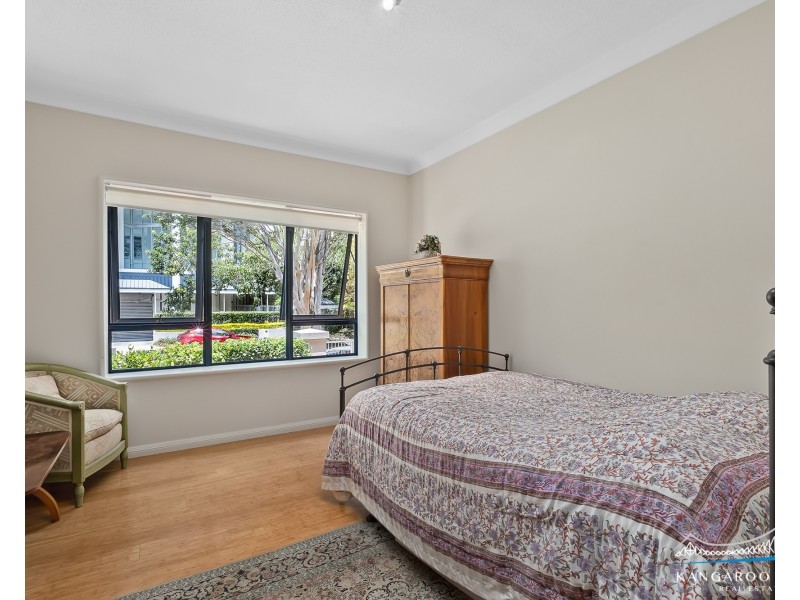 4/78 Cairns Street, Kangaroo Point QLD 4169