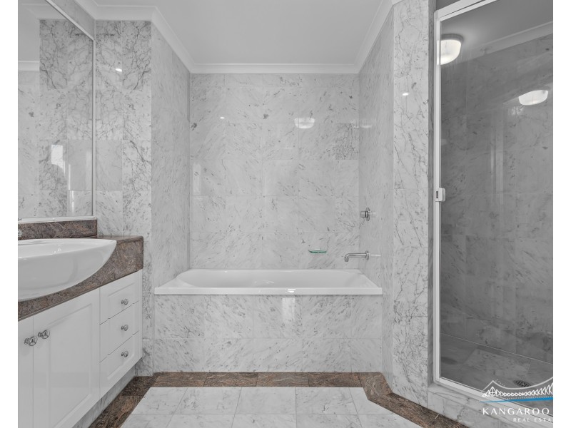 75/8 Goodwin Street, Kangaroo Point QLD 4169