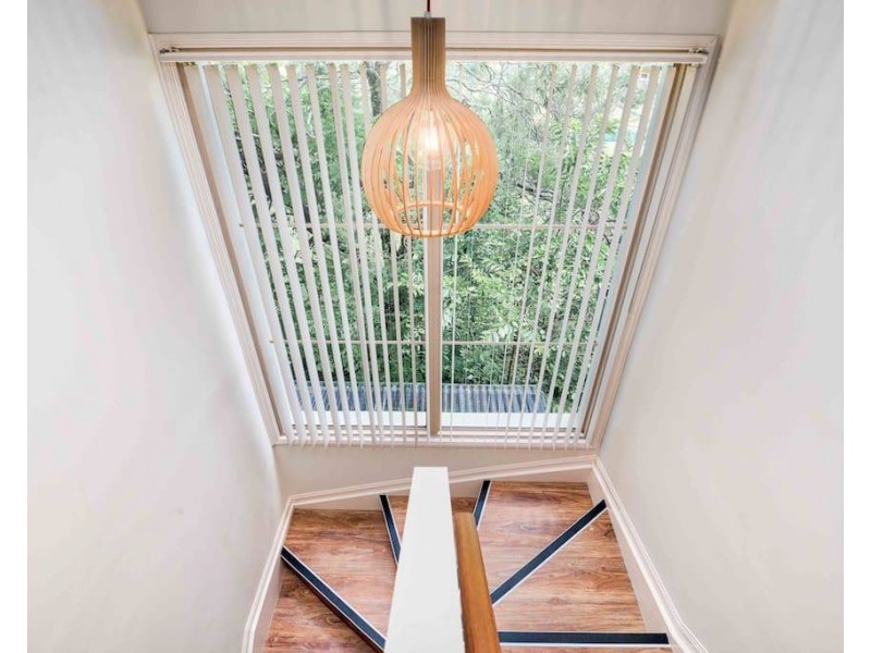 2/20 Keith Street, St Lucia QLD 4067