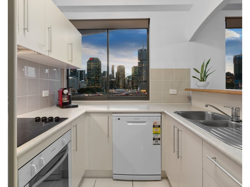 5068/55 Baildon Street, Kangaroo Point QLD 4169