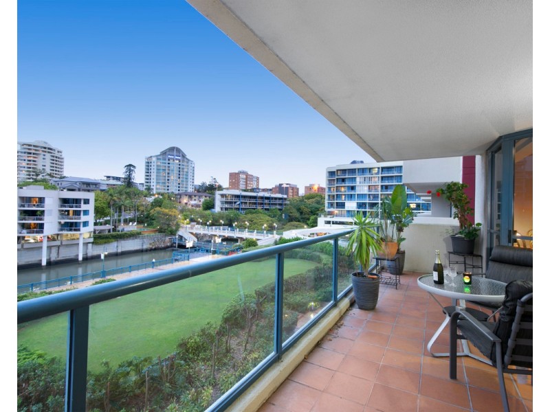 44 Ferry Street, Kangaroo Point QLD 4169