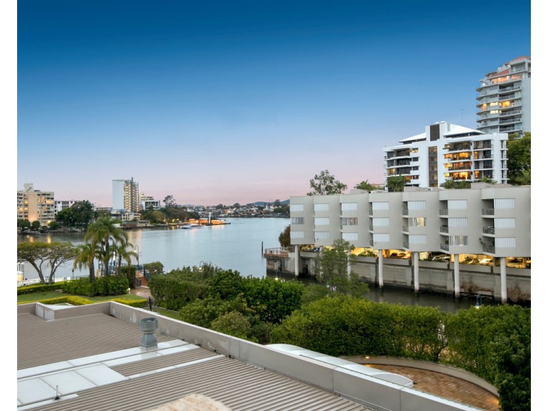 44 Ferry Street, Kangaroo Point QLD 4169