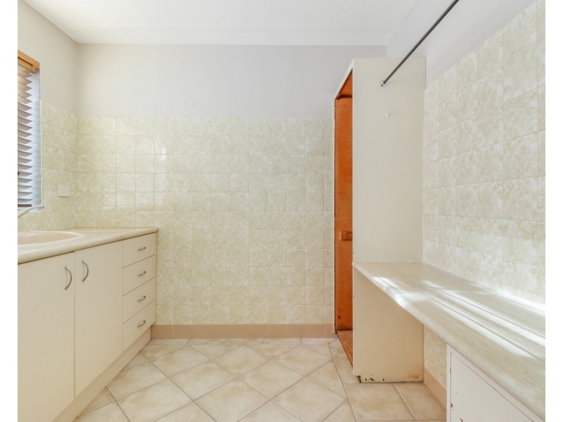 52 Wynnum Road, Norman Park QLD 4170