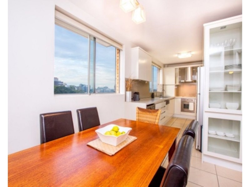 152 River Terrace, Kangaroo Point QLD 4169