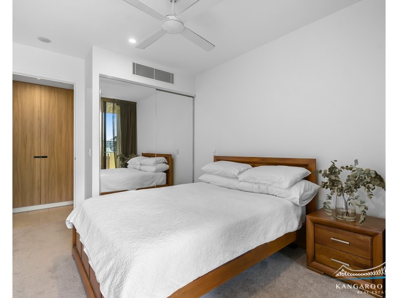 211/25 Shafston Avenue, Kangaroo Point QLD 4169