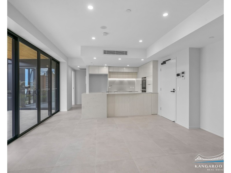 9 Lambert Street, Kangaroo Point QLD 4169