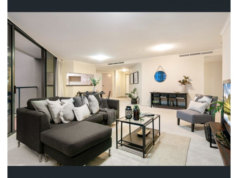 2 Goodwin Street, Kangaroo Point QLD 4169