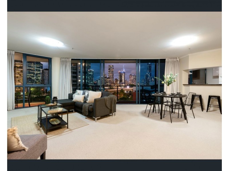 2 Goodwin Street, Kangaroo Point QLD 4169