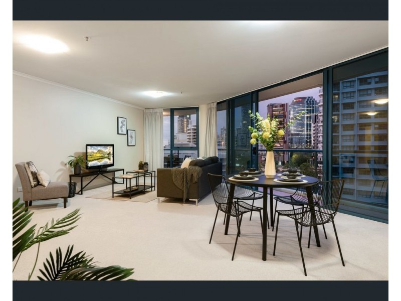 2 Goodwin Street, Kangaroo Point QLD 4169